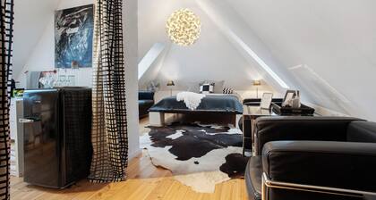 Apartment "Corbusier" with Private Garden & Wi-Fi