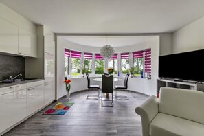 Interior - Apartment 'Amrum' with Shared Garden and Wi-Fi (Galmsbüll)