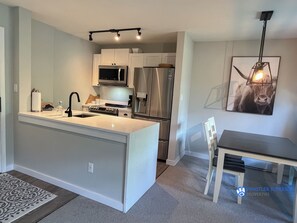 Køleskab, mikrobølgeovn, ovn, opvaskemaskine