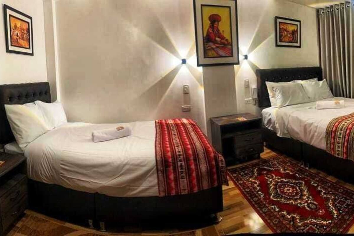 Comfort Triple Room, Multiple Beds, Ensuite | Hypo-allergenic bedding, pillow-top beds, desk, individually decorated