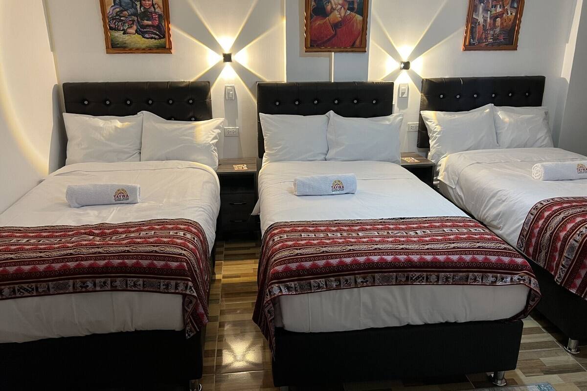 Classic Triple Room, Multiple Beds, Ensuite | Hypo-allergenic bedding, pillow-top beds, desk, individually decorated