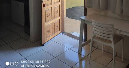 Casa Tokio - Near UEL