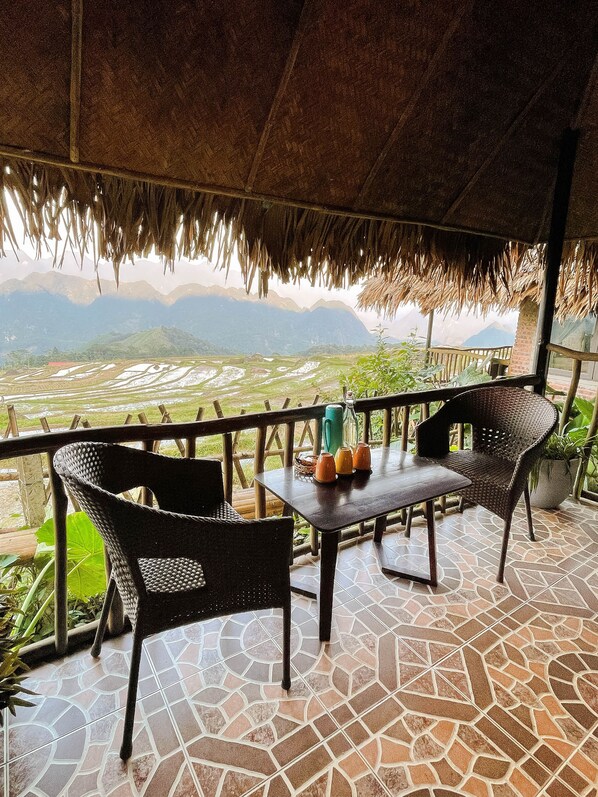 Premium Suite, Multiple Beds, Balcony, Garden View | Terrace/patio - Pù Luông Ecocharm (Ba Thuoc)