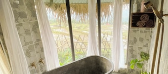 Pù Luông Ecocharm