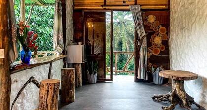 Habitacion Deluxe con Balcón y Vista a la Montaña en Mocoa