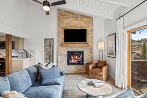 Unclassified image, 5 of 50, button