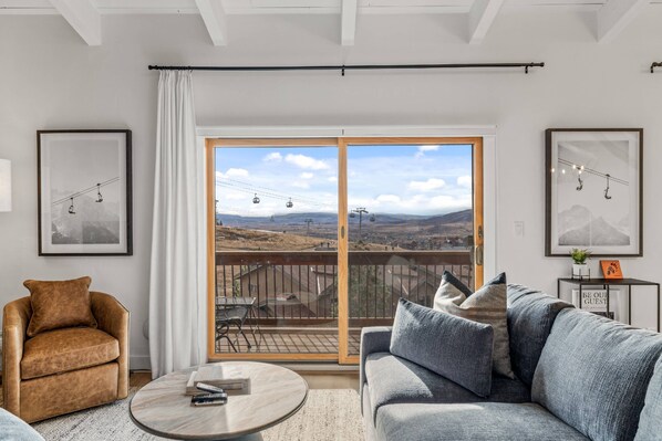 Unclassified image, 1 of 50, button