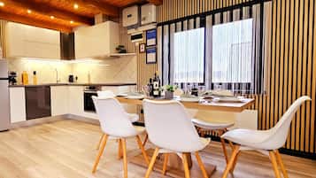 Family House, 3 Bedrooms, 2 Bathrooms, Mountainside (Pool Estate AquaHaven with Sauna &) | Private kitchen | Dishwasher