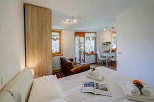 Standard Studio, Mountain View (Studio La Borracina Mountain View) | Bed sheets