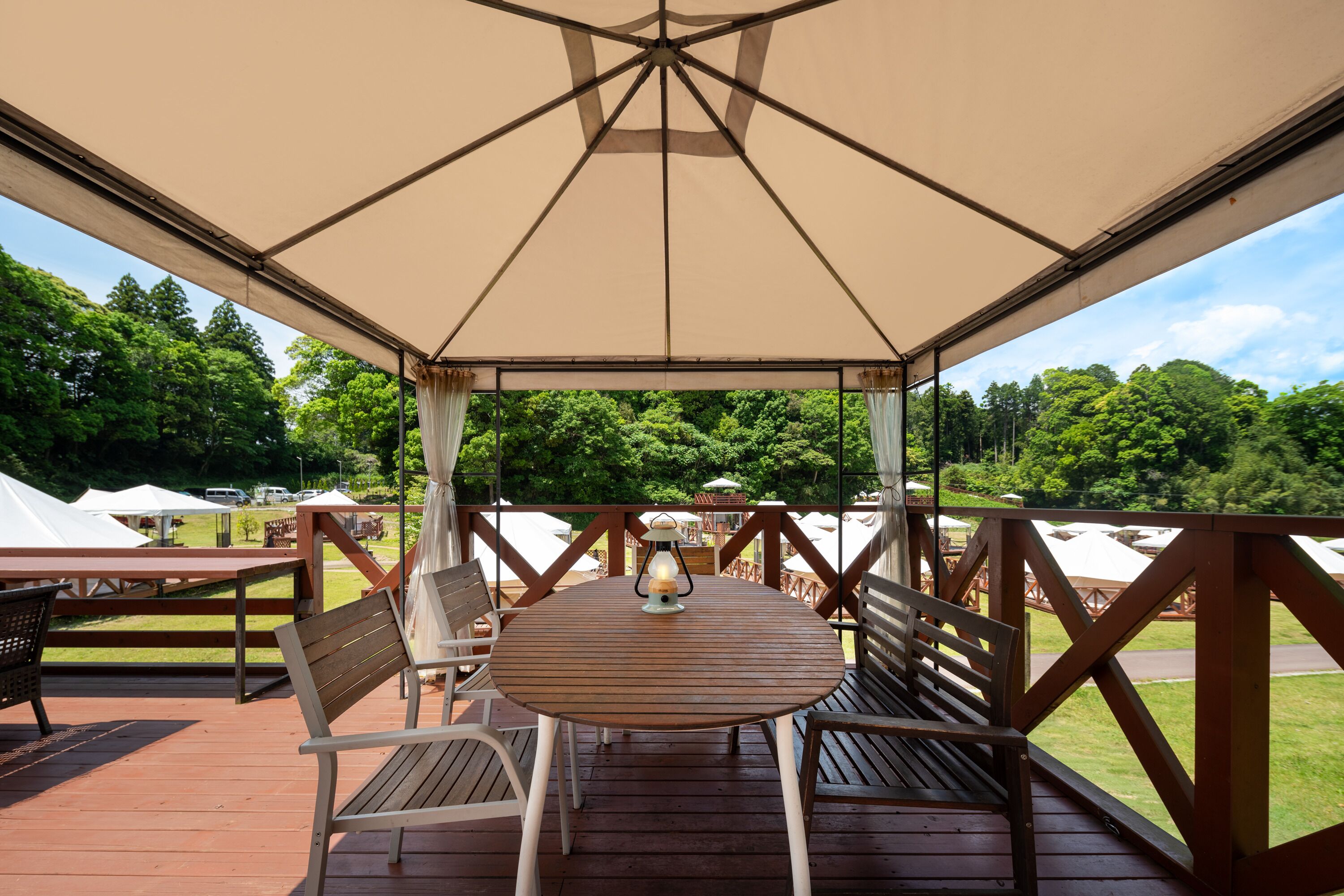 Family Tent | Free WiFi, bed sheets