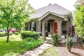 Imagen sin descripción, 5 de 37, botón