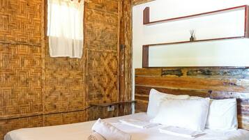 Cottage | 1 bedroom, in-room safe, free WiFi, bed sheets