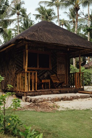 Deluxe Cabin, Beach View
