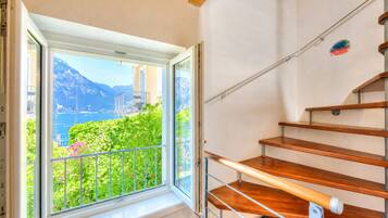 Villa familiar, 3 habitaciones, 2 baños, junto al lago (Villa Il Paradiso Di Gabri) | Interior