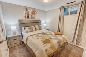 4 Schlafzimmer, Bügeleisen/Bügelbrett, Reisekinderbett, kostenloses WLAN