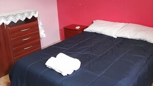 Unclassified image, 3 of 7, button - Hostel Ushuaia Home (Ushuaia)