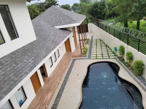 Lux 7 Pool Villa Mactan