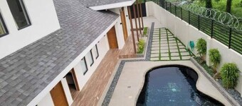 Lux 7 Pool Villa Mactan