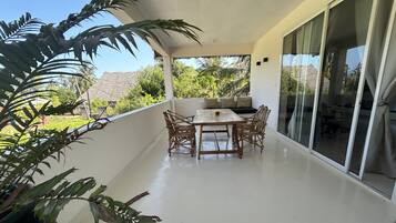 Comfort Apartment | Terrace/patio