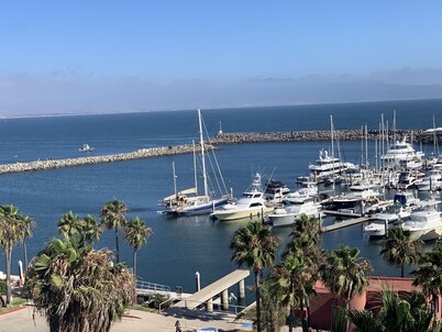 Three bed Hotel Suite on Marina