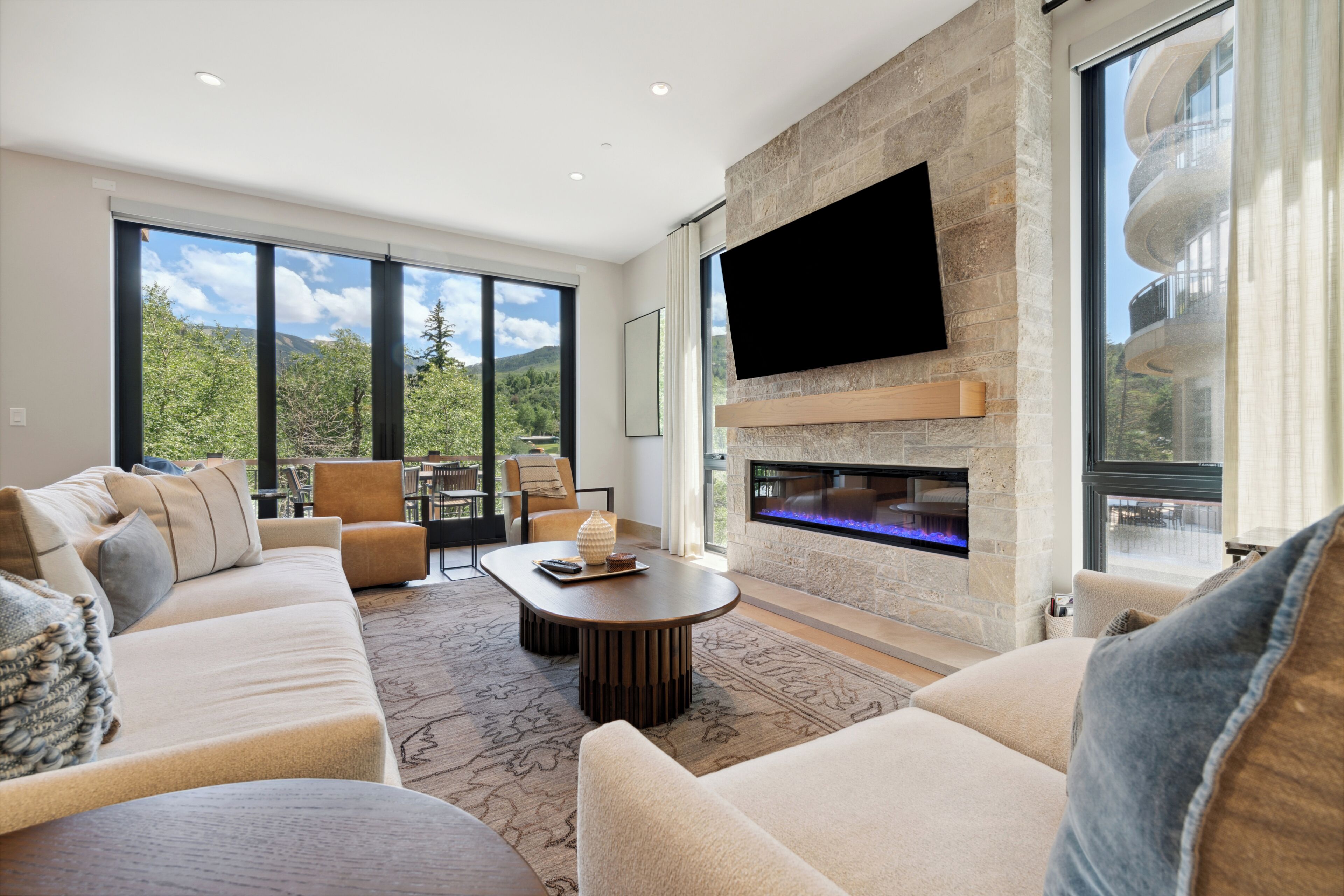 One Riverfront Townhome 7