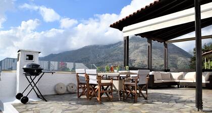 LALES HOUSE Relaxing villa with amazing view