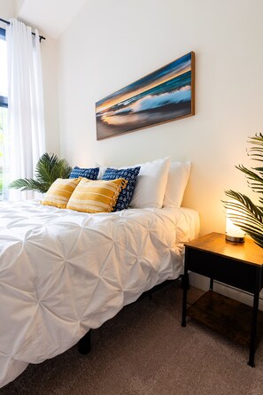 2 bedrooms, desk, iron/ironing board, free WiFi