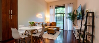 Chic ATL Oasis, Urban Escape