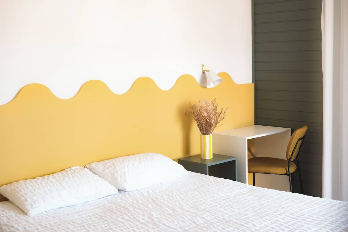 Ropa de cama de alta calidad, decoración personalizada y escritorio