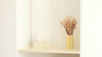 Literie de qualité supérieure, décoration personnalisée, bureau