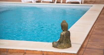 Villa "Barrosa" with Private Pool & Wi-Fi