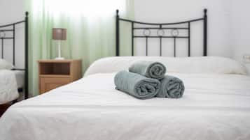 3 soverom, strykejern/-brett, wi-fi (inkludert) og sengetøy