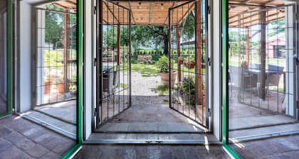 Villa 'All'ombra Della Quercia' with Private Pool, Wi-Fi and Air Conditioning