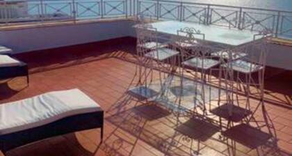 Holiday Home 'Casa Panoramica Del Xll Secolo' with Sea View, Wi-Fi and Air Conditioning