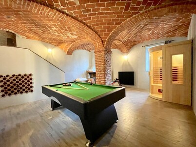 Villa 'Cascina Liebe Con Idromassaggio' con jardín privado, Wi-Fi y aire acondicionado