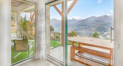 Maison de vacances 'Un Coin De Paradis à Puy SaniÚres' avec vue sur lac, terrasse privée et Wi-Fi