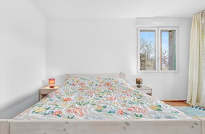 2 Schlafzimmer, Bügeleisen/Bügelbrett, kostenloses WLAN