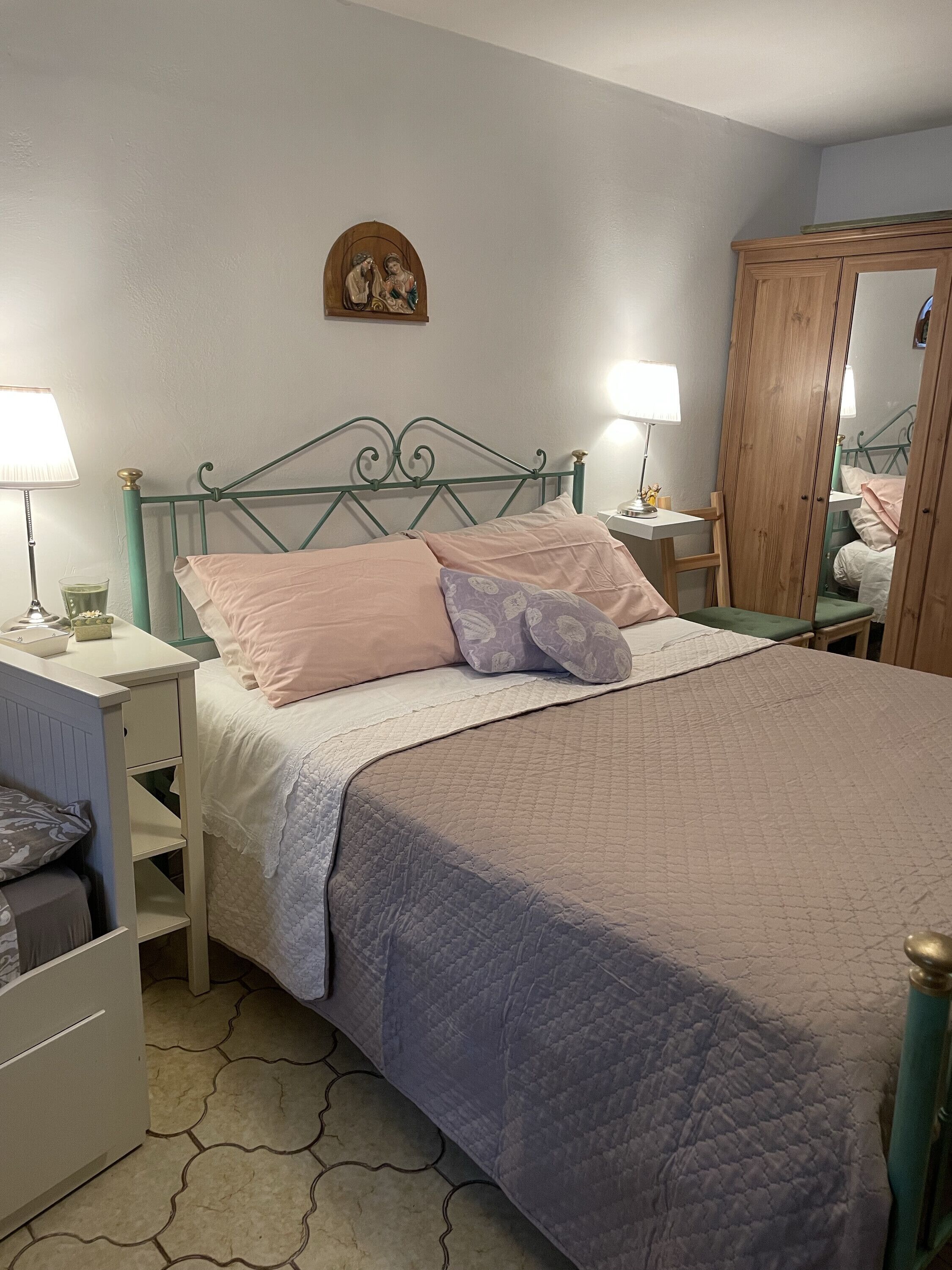 1 camera, ferro/asse da stiro, Wi-Fi gratuito, lenzuola