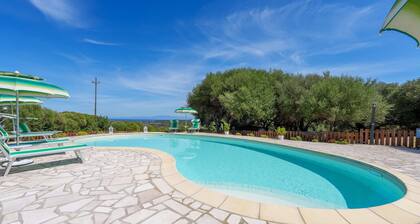 Holiday Apartment "Casa Mirto Con Piscina E Vista Mare" with Sea View, Shared Pool & Wi-Fi