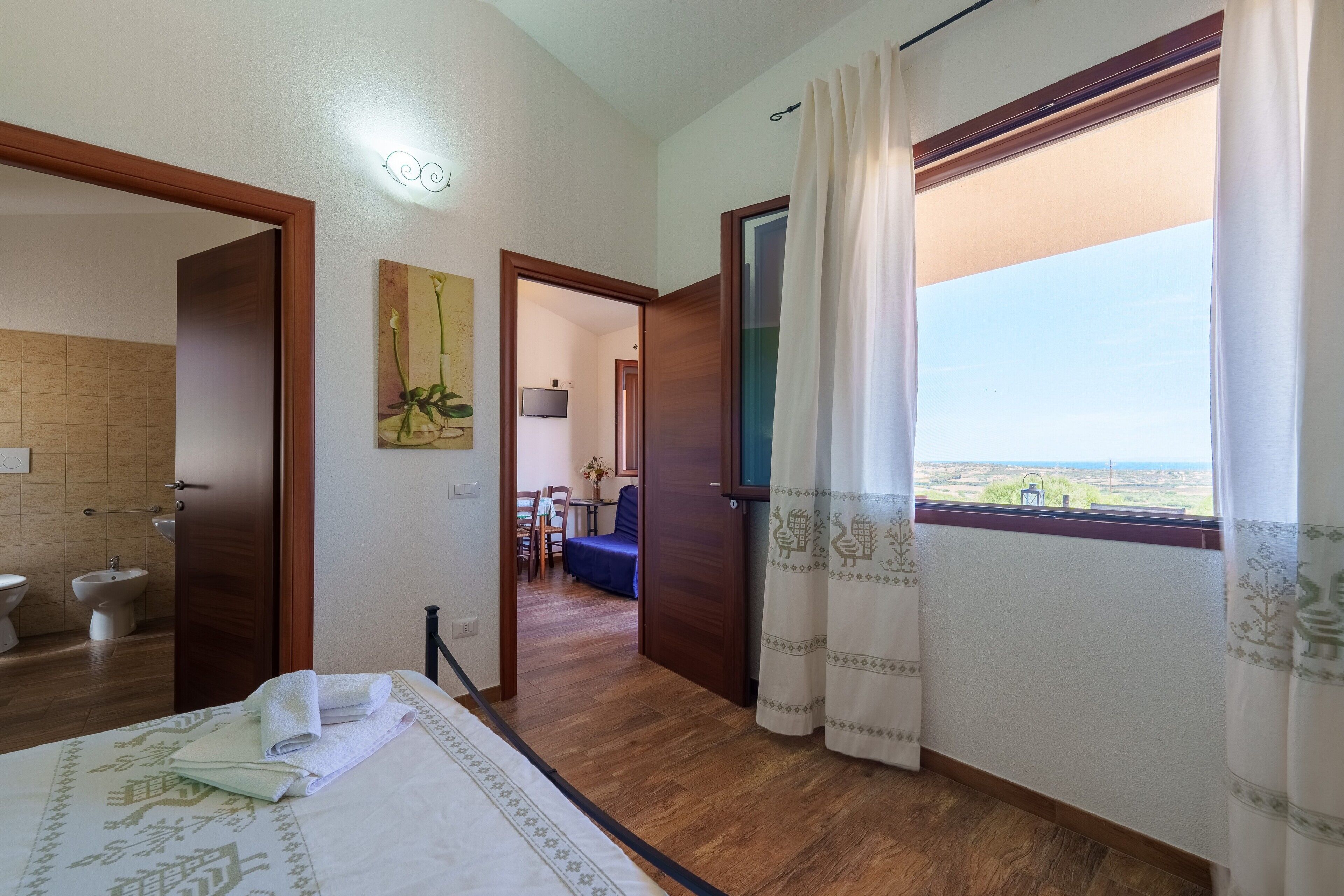 1 camera, ferro/asse da stiro, Wi-Fi gratuito, lenzuola