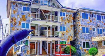 RK Italian Boy Hotel