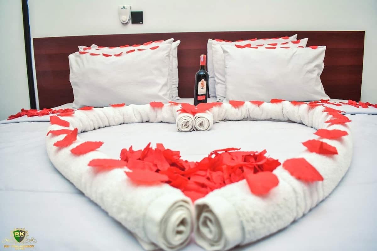 Departamento Deluxe, 1 cama King size | 1 habitación, wifi gratis y ropa de cama