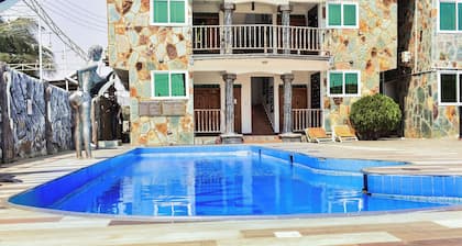 RK Italian Boy Hotel
