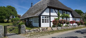 Gutshof Ostseeblick Wohnung 04 - Gute Stube