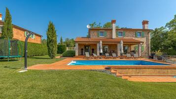 Nhà | 4 phòng ngủ