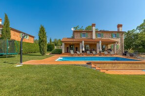 House | 4 bedrooms - Villa Terracotta in Umber (Sveta Nedelja)