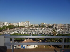 Marina - Charming 1-BR with terrace, sea view, and parking, Carnon (Mauguio)