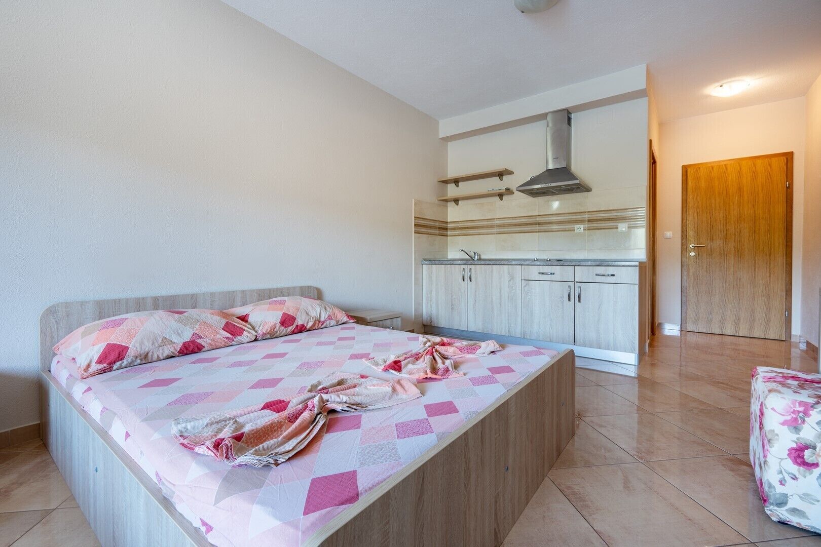 1 bedroom, WiFi, bed sheets