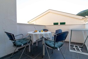 Outdoor dining - Comfort App with Side Sea View 7 (Neum)