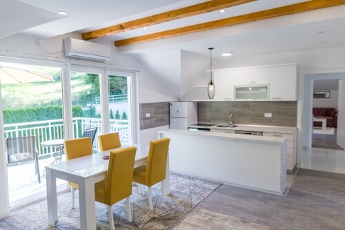 Amazing holiday house Noor surrounded with nature